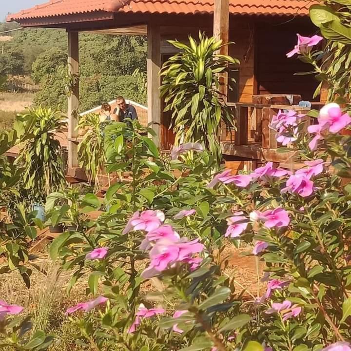 Happy Bungalow & Trekking Banlung Exterior foto